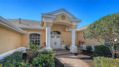 $675,000 | 5566 Magnolia Tree Terrace, Sarasota, FL 34233
