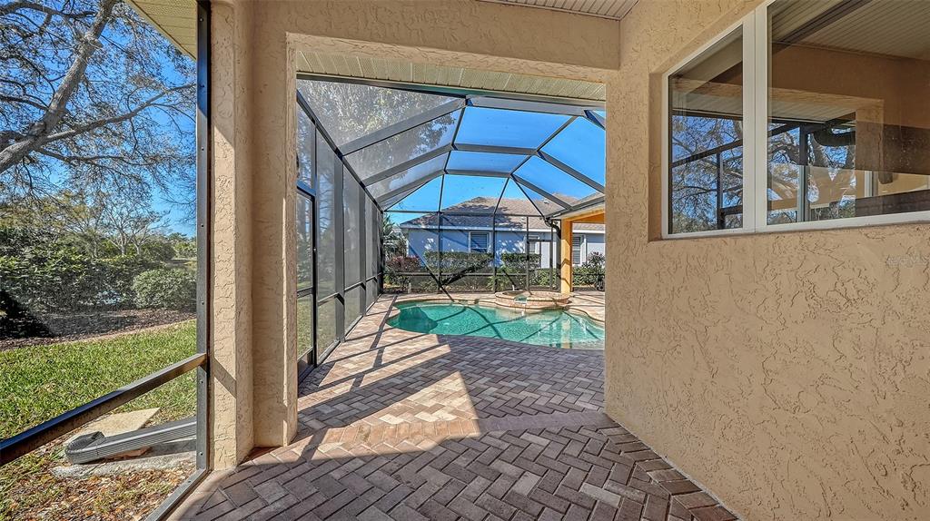 5566 Magnolia Tree Terrace Sarasota, FL 34233 - Photo 45 of 53