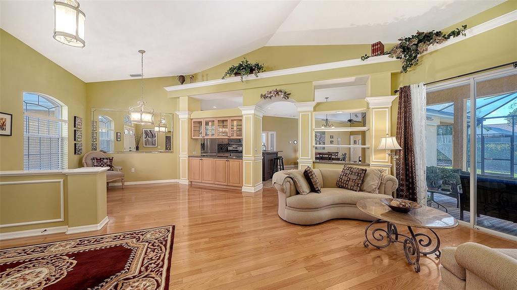 5566 Magnolia Tree Terrace Sarasota, FL 34233 - Photo 9 of 53