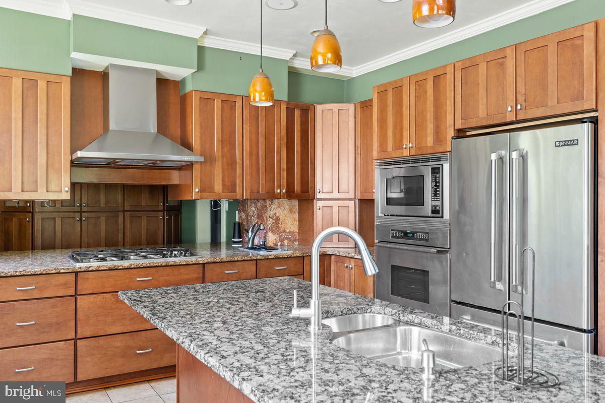 109 Edgehill Road Bala Cynwyd, PA 19004 - Photo 14 of 49 kitchen