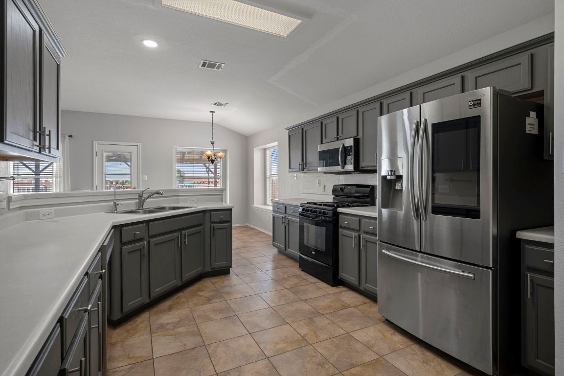 1500 Lochaline Loop Pflugerville, TX 78660 - Photo 7 of 22