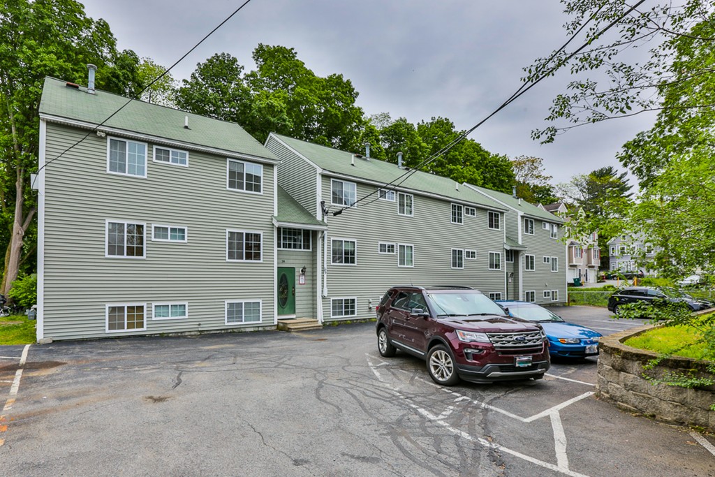 38 Walker Street, Unit 9 Lowell, MA 01854 - Photo 12 of 14