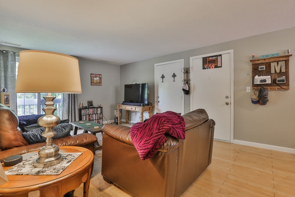 38 Walker Street, Unit 9 Lowell, MA 01854 - Photo 7 of 14