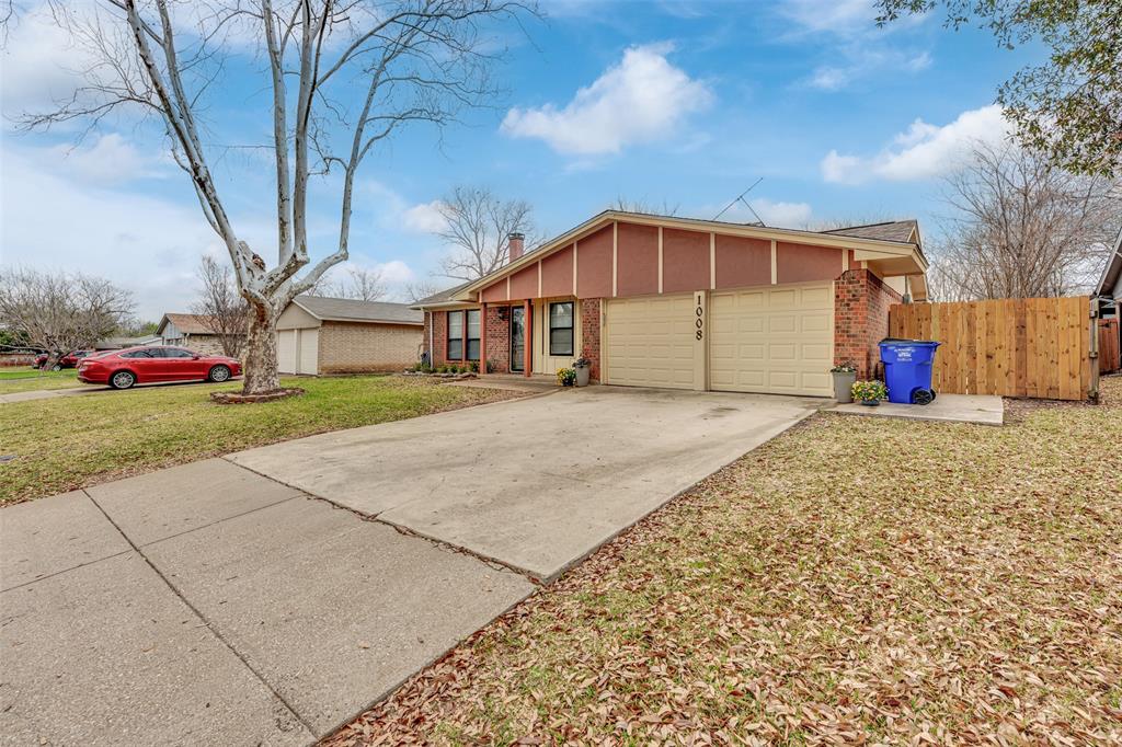 1008 Kay Lynn Street Mansfield, TX 76063 - Photo 2 of 21 a front view of house with yard