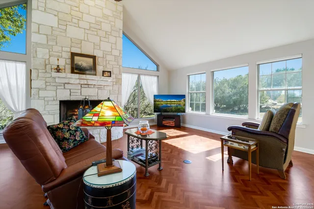 $585,000 | 116 Ridge Place, Boerne, TX 78006