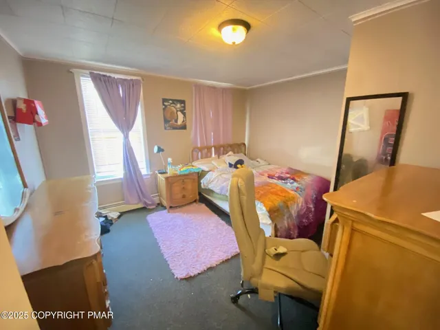 $170,000 | 207-209 East McMurtrie Street, Summit Hill, PA 18250