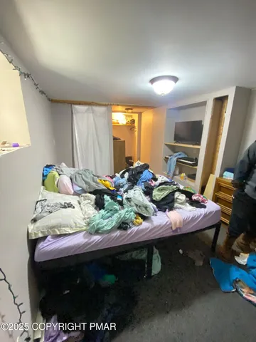 $170,000 | 207-209 East McMurtrie Street, Summit Hill, PA 18250