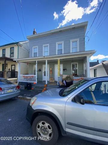 $170,000 | 207-209 East McMurtrie Street, Summit Hill, PA 18250