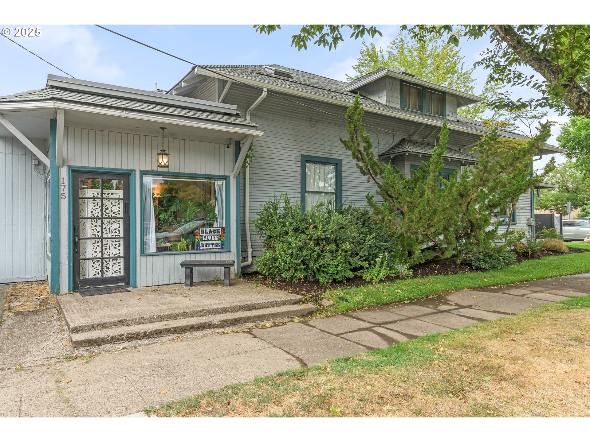 1492 Pearl Street Eugene, OR 97401 - Photo 15 of 46