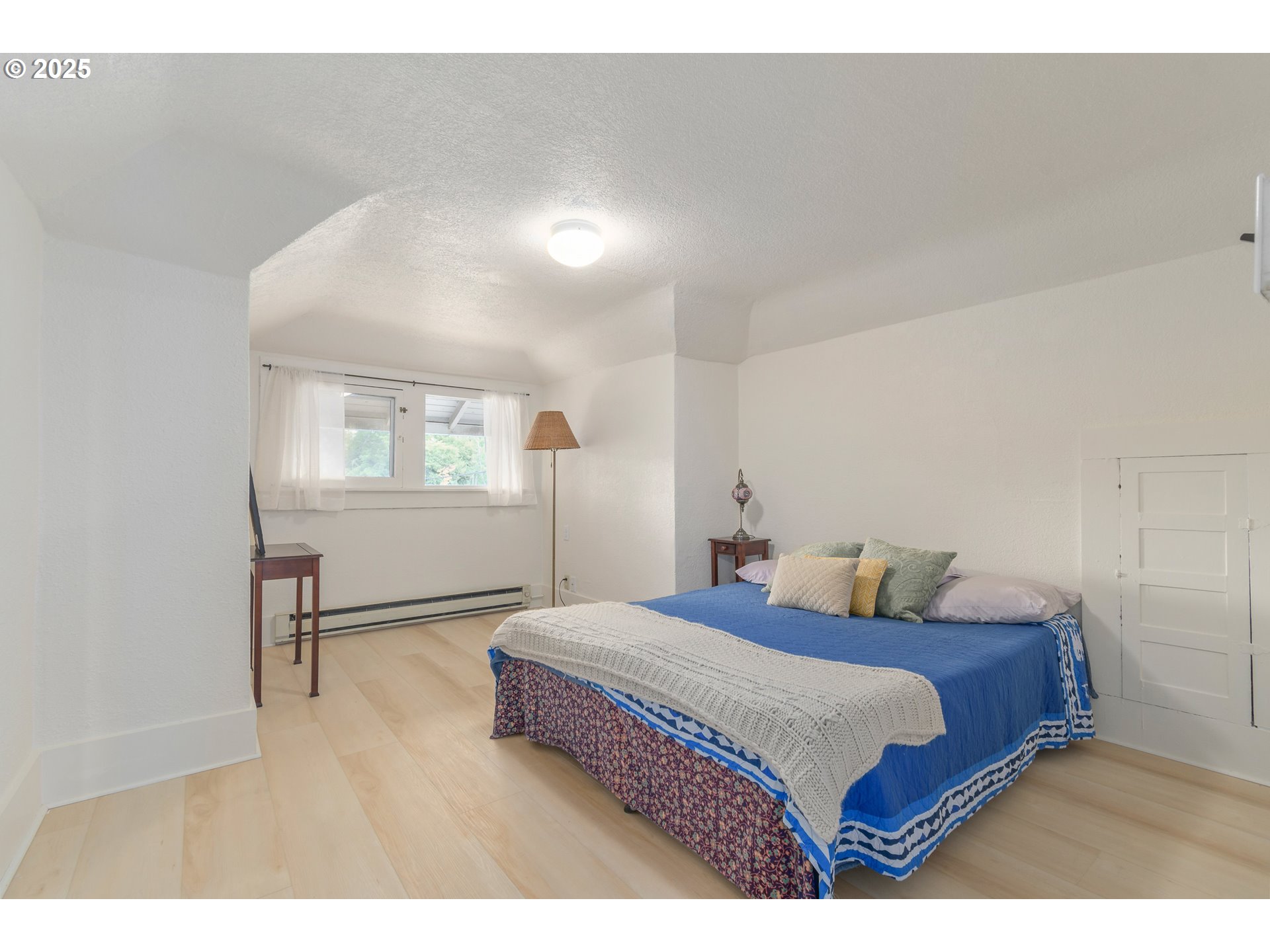 1492 Pearl Street Eugene, OR 97401 - Photo 34 of 46 Upstairs Unit