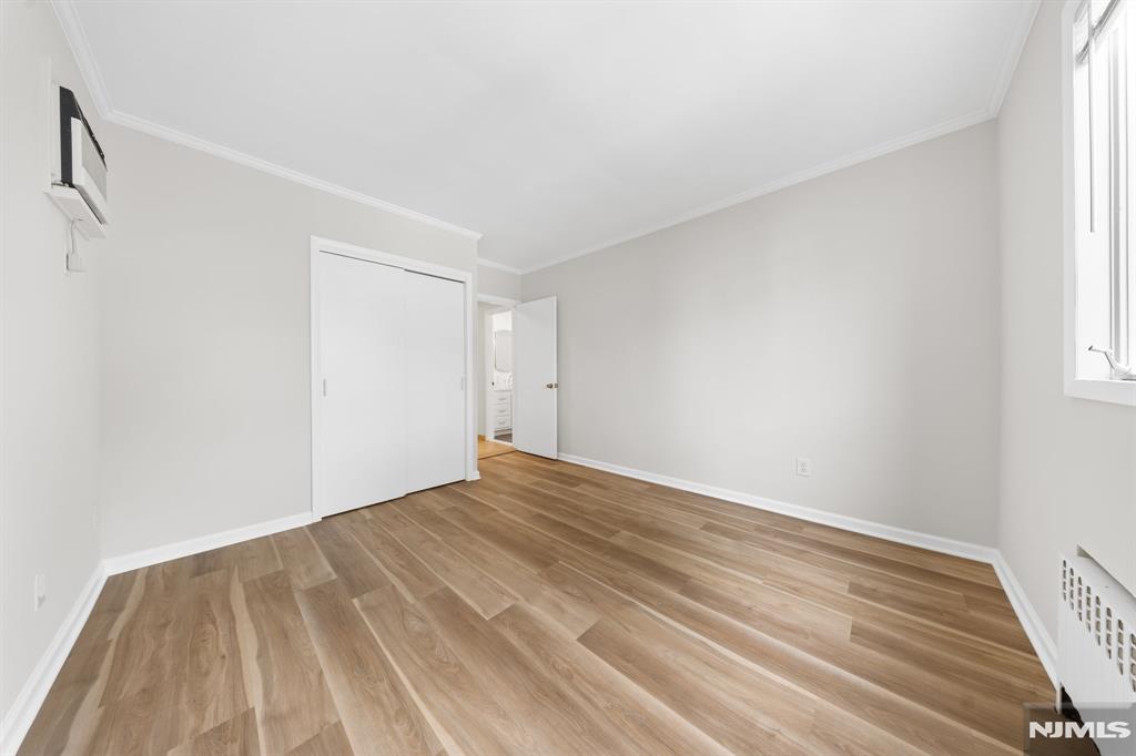 271 Travers Place Lyndhurst, NJ 07071 - Photo 15 of 50