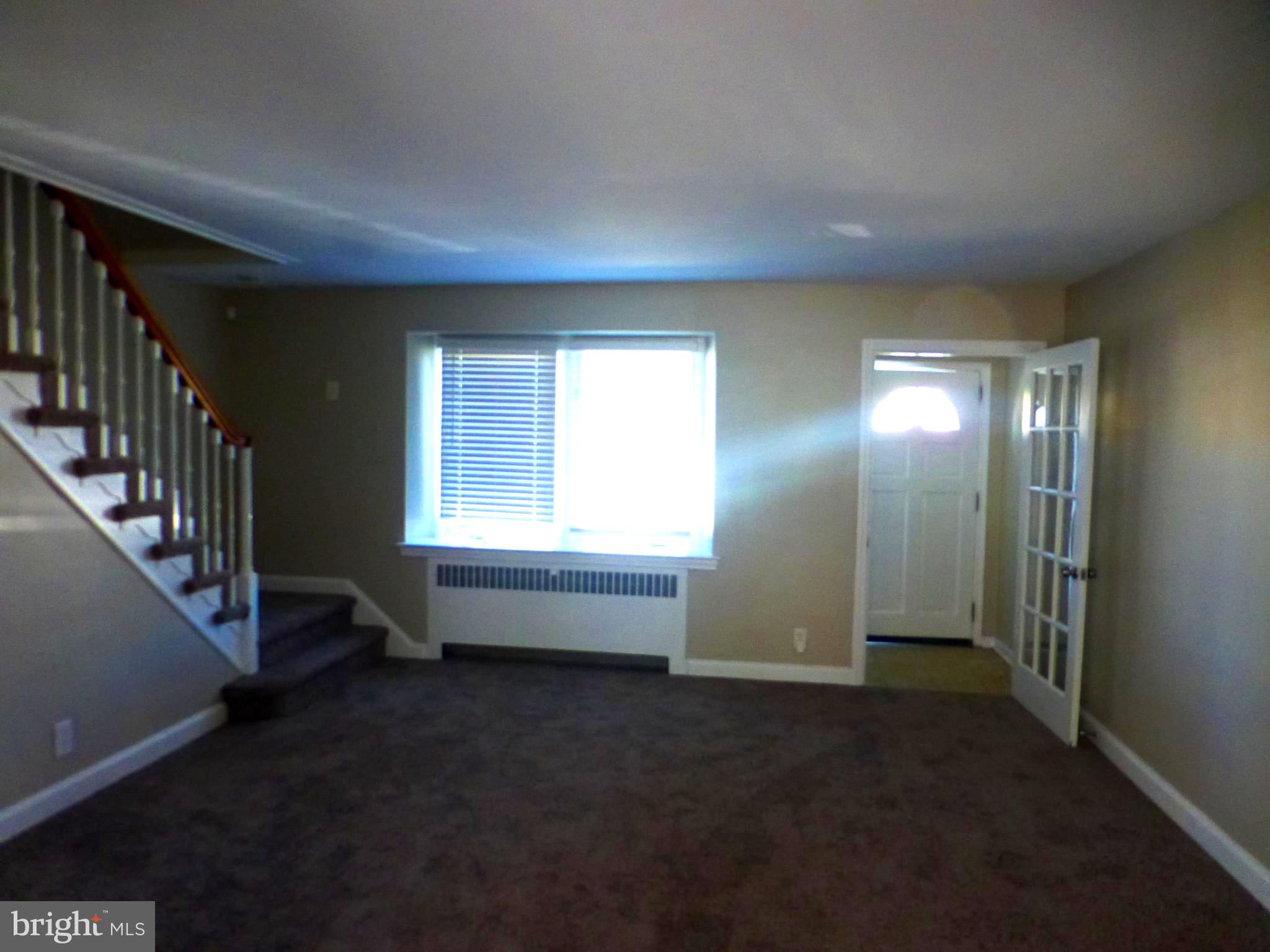 1202 Robbins Street Philadelphia, PA 19111 - Photo 4 of 16