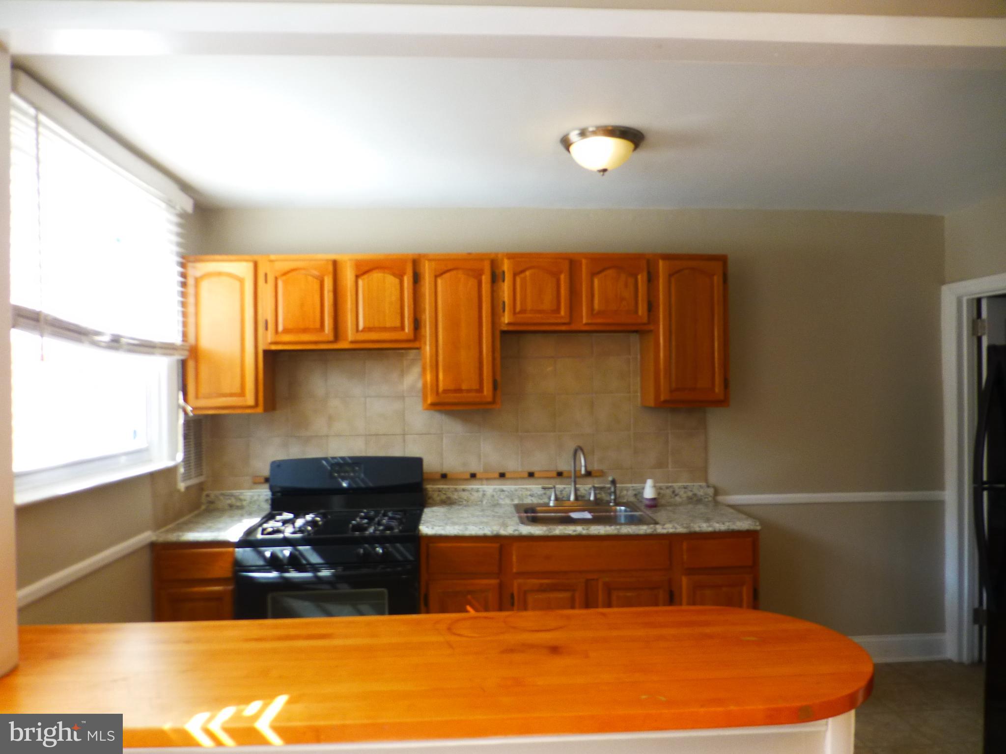 1202 Robbins Street Philadelphia, PA 19111 - Photo 6 of 16