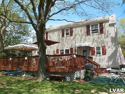 412 Barrett Road Emmaus, PA 18049 - Photo 6 of 13 Gallery Image 6