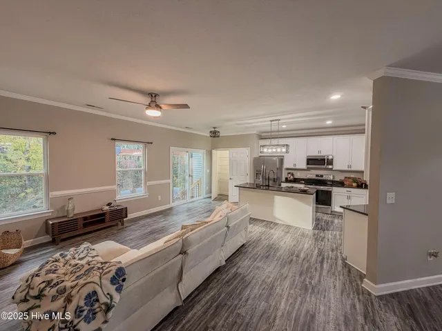 $499,900 | 3290 Caratoke Highway, Currituck, NC 27929