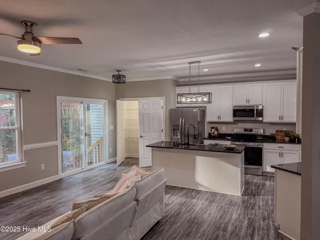 $499,900 | 3290 Caratoke Highway, Currituck, NC 27929