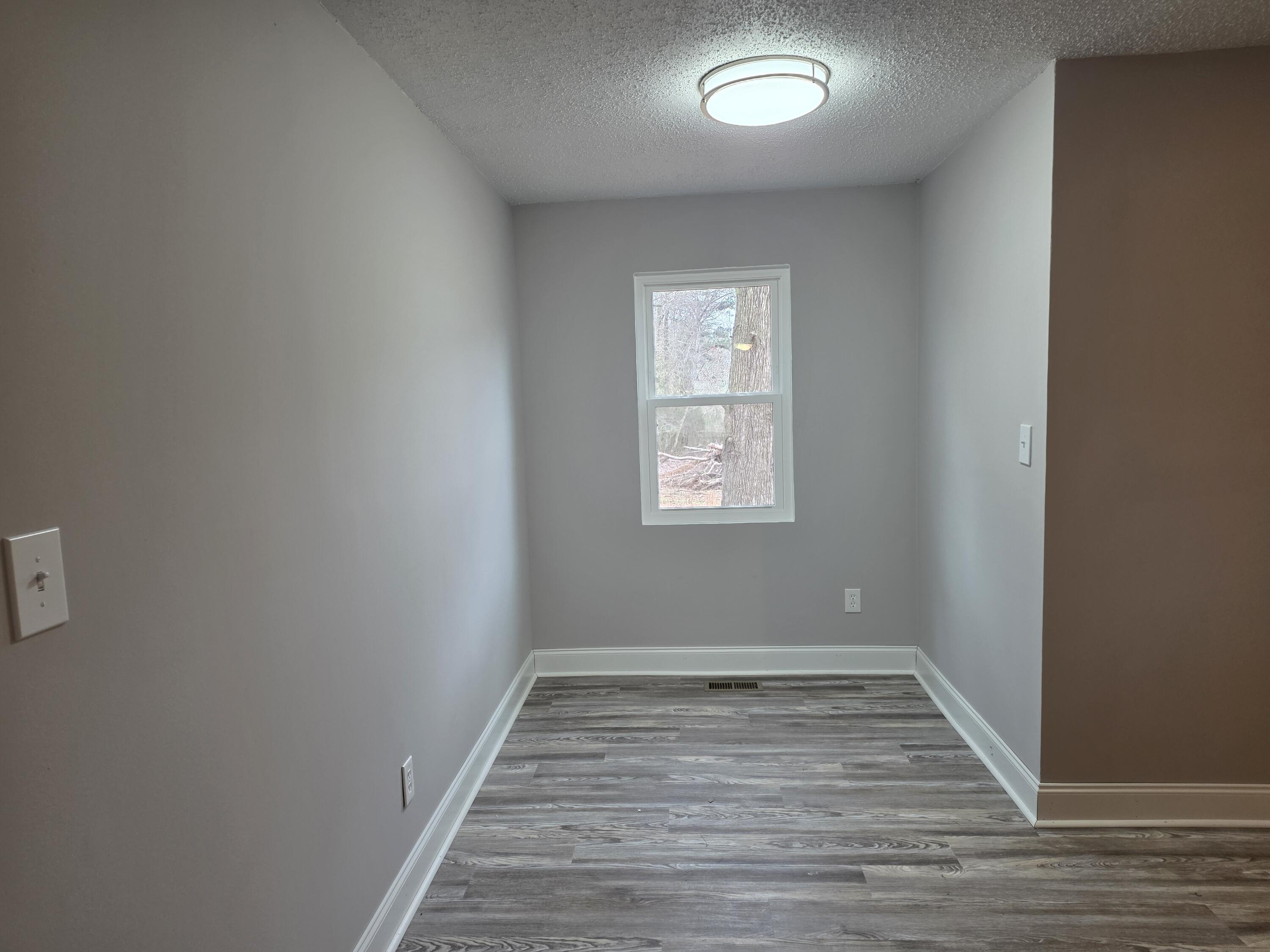 6108 Ramsey Road, Unit B Harrison, TN 37341 - Photo 7 of 32 20260106_141750