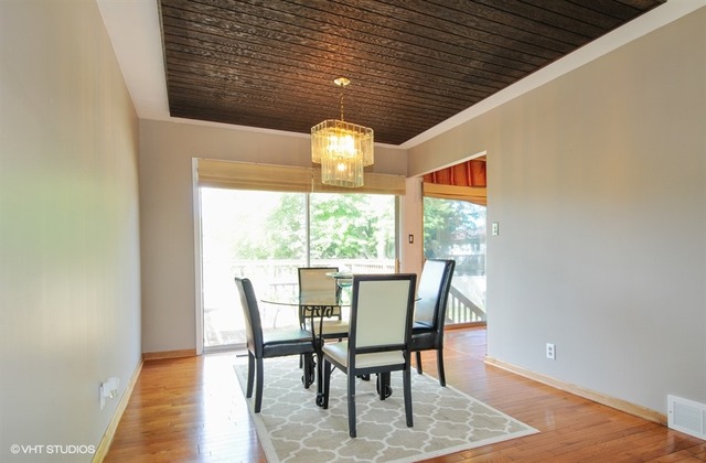 353 North Pinecrest Road Bolingbrook, IL 60440 - Photo 3 of 15