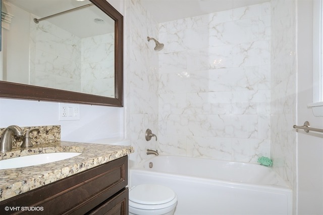 353 North Pinecrest Road Bolingbrook, IL 60440 - Photo 8 of 15