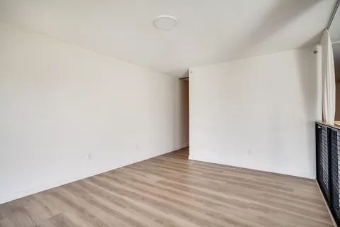 $220,000 | 1829 3rd Avenue South, Unit 203, Minneapolis, MN 55404
