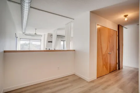 $220,000 | 1829 3rd Avenue South, Unit 203, Minneapolis, MN 55404
