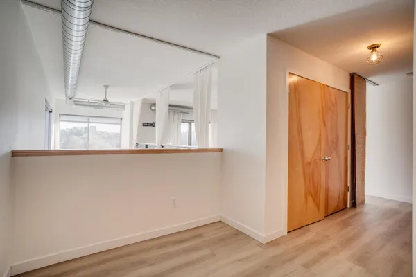 $225,000 | 1829 3rd Avenue South, Unit 203, Minneapolis, MN 55404