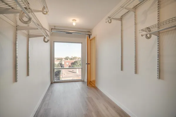 $225,000 | 1829 3rd Avenue South, Unit 203, Minneapolis, MN 55404