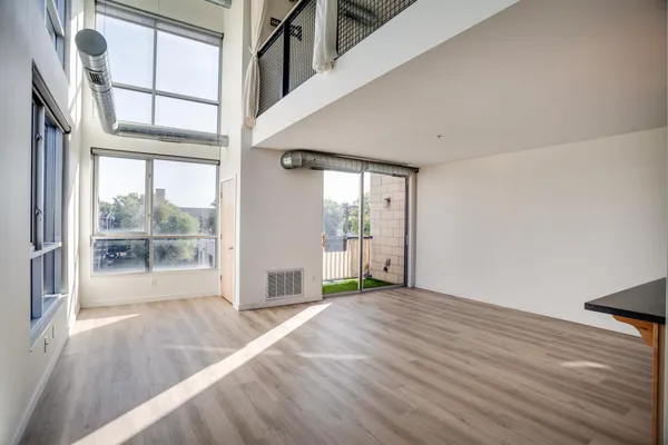 $225,000 | 1829 3rd Avenue South, Unit 203, Minneapolis, MN 55404
