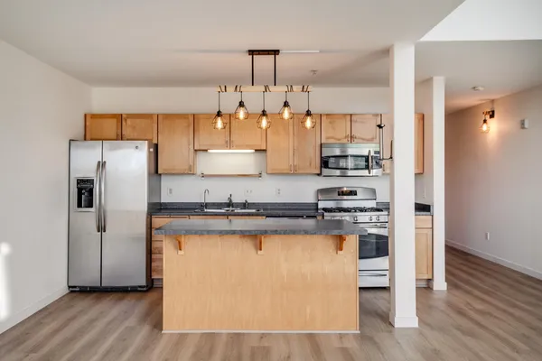 $225,000 | 1829 3rd Avenue South, Unit 203, Minneapolis, MN 55404