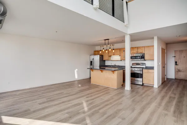 $225,000 | 1829 3rd Avenue South, Unit 203, Minneapolis, MN 55404