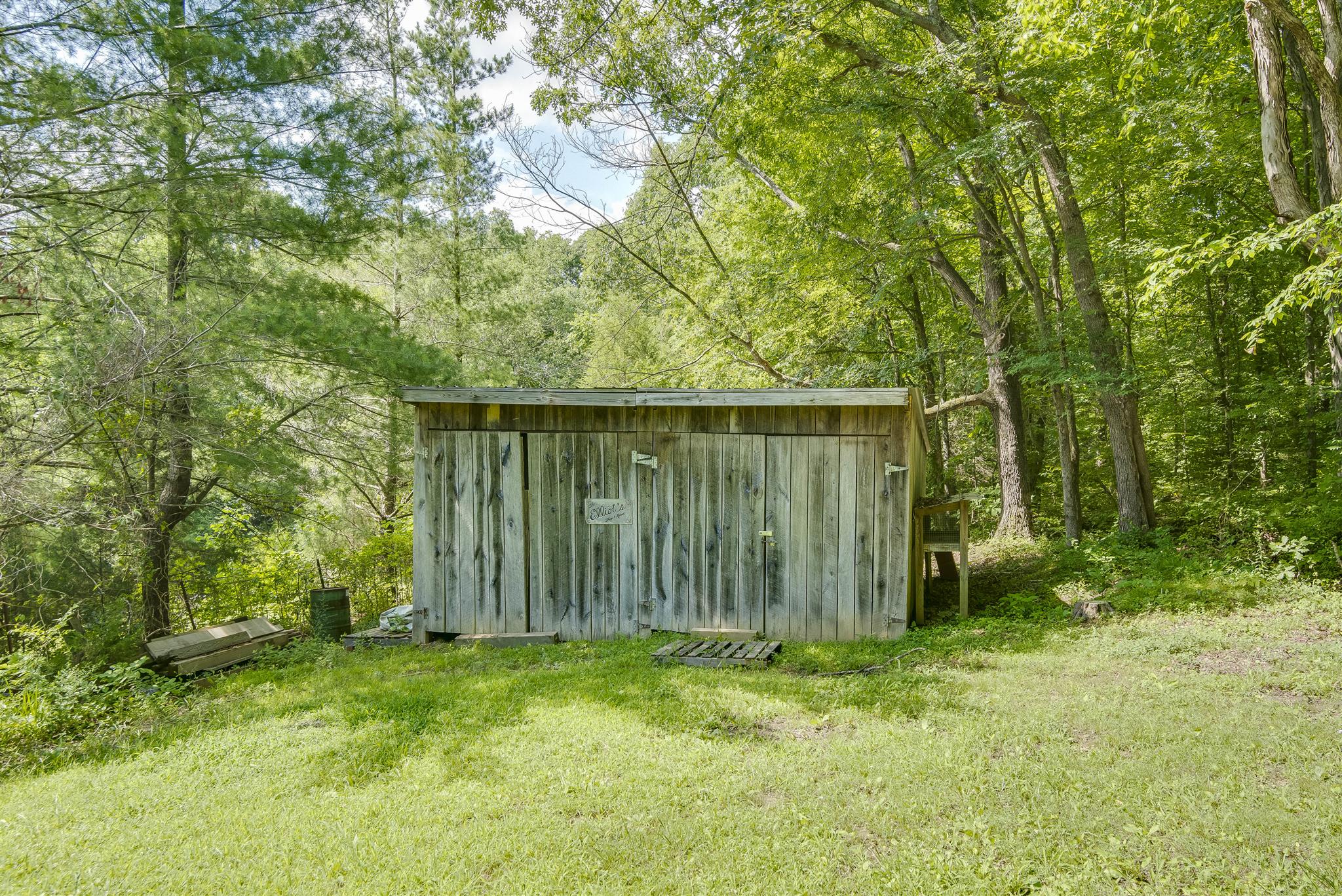 6913 Herbert Shannon Road Springfield, TN 37172 - Photo 4 of 13