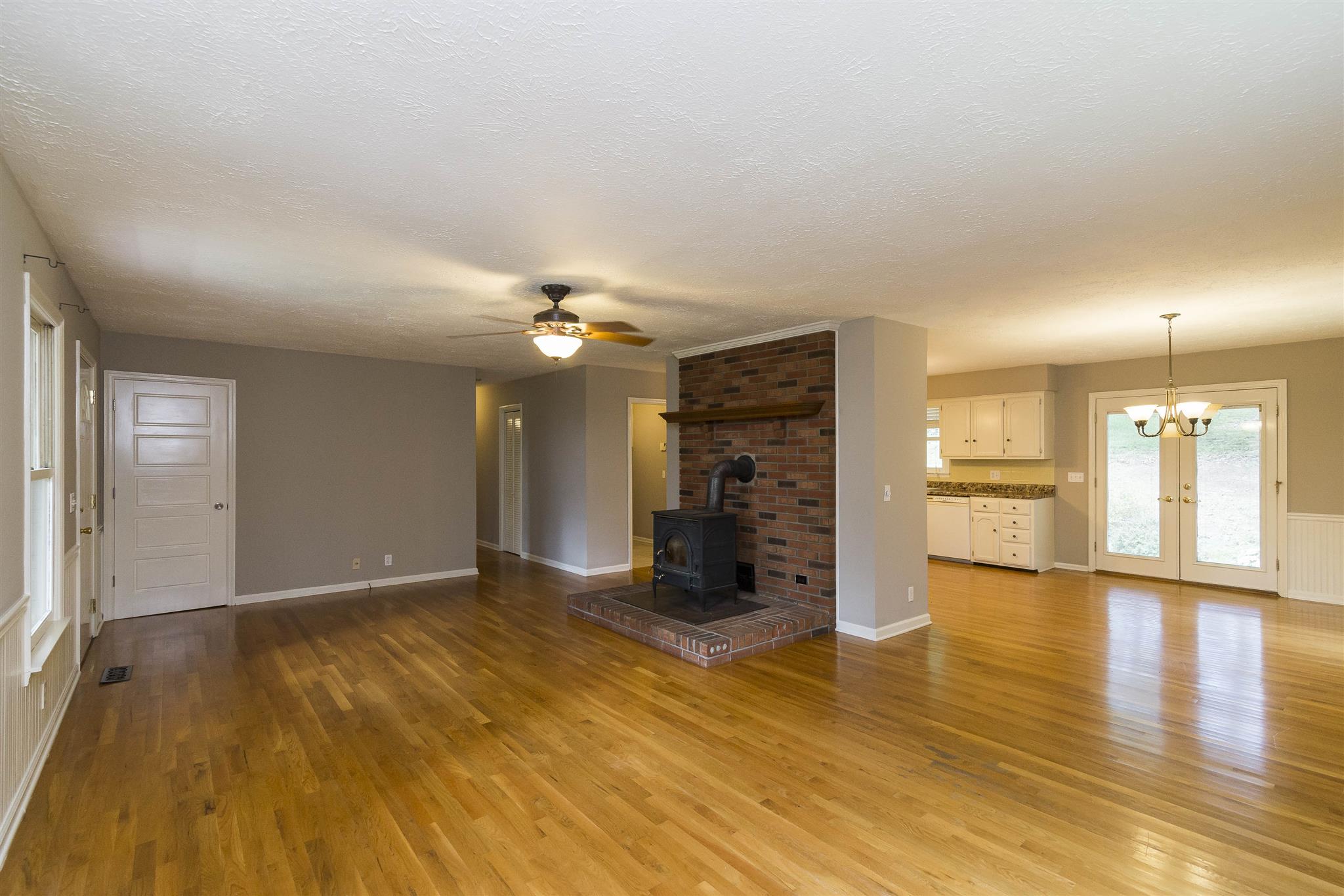 6913 Herbert Shannon Road Springfield, TN 37172 - Photo 6 of 13