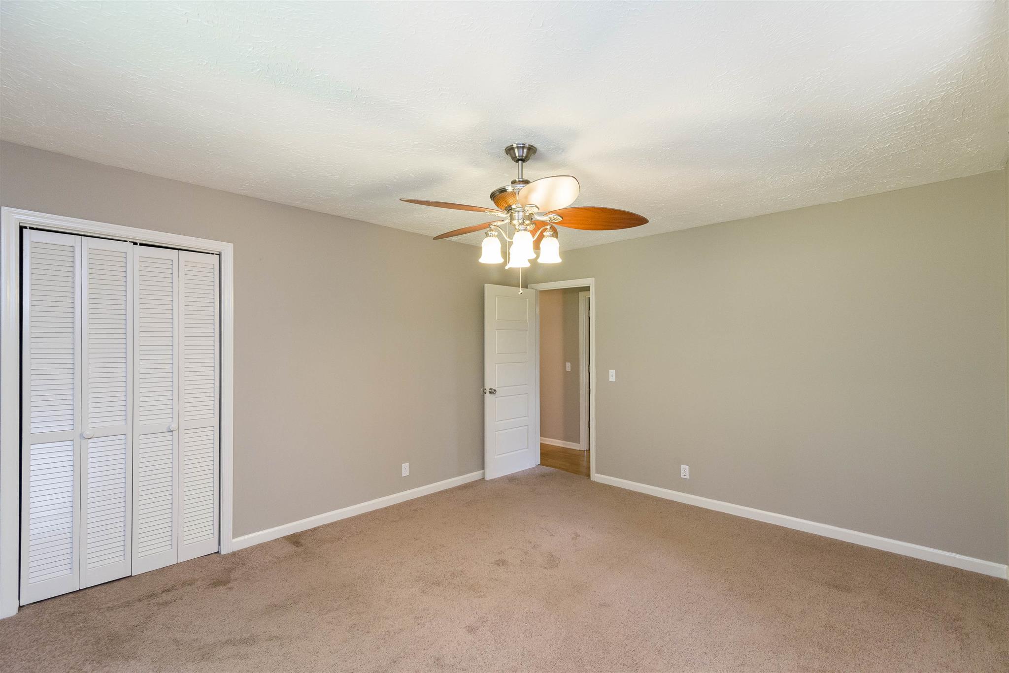 6913 Herbert Shannon Road Springfield, TN 37172 - Photo 10 of 13