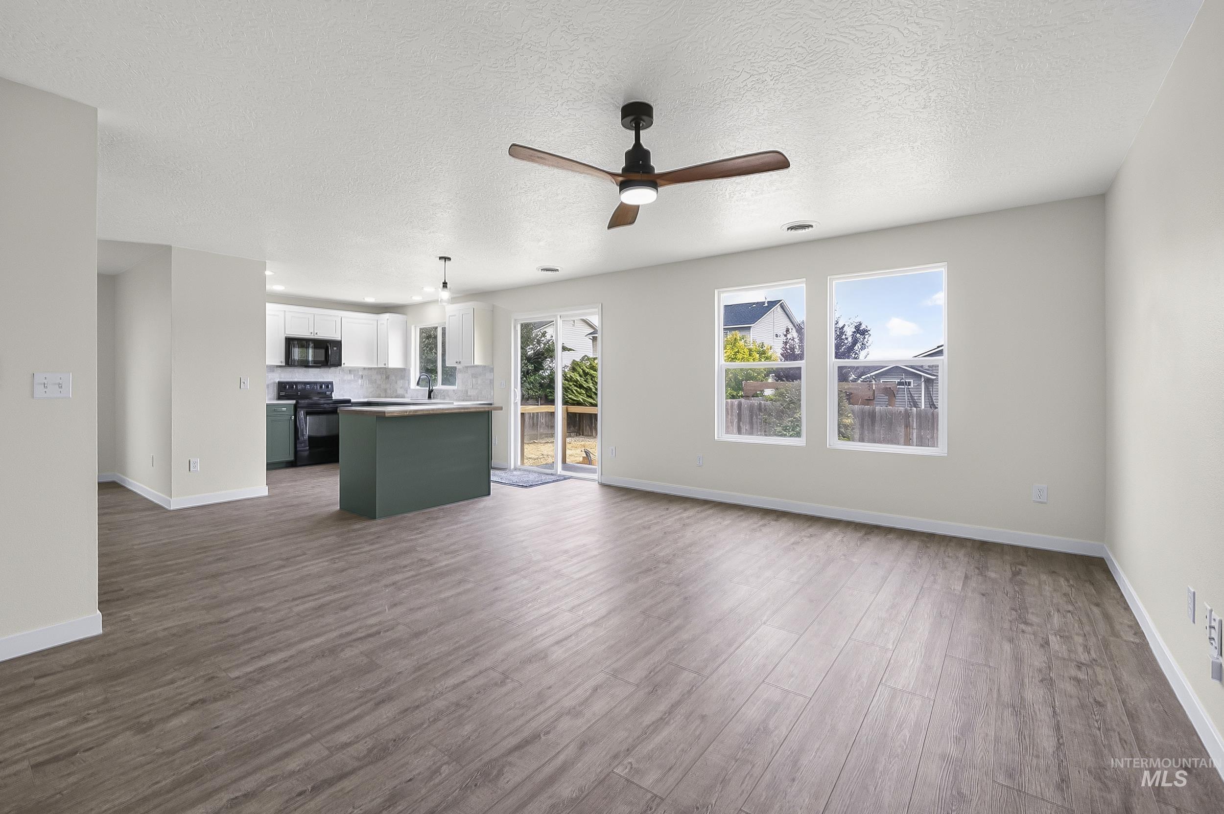 4415 Duke Street Caldwell, ID 83607 - Photo 11 of 29
