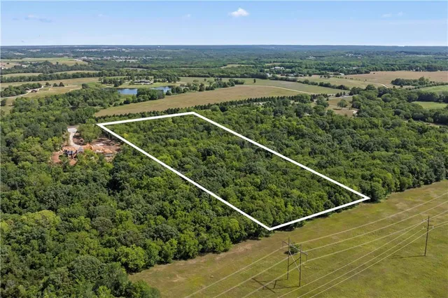 $1,499,000 | 10103 West 191st Street, Bucyrus, KS 66013