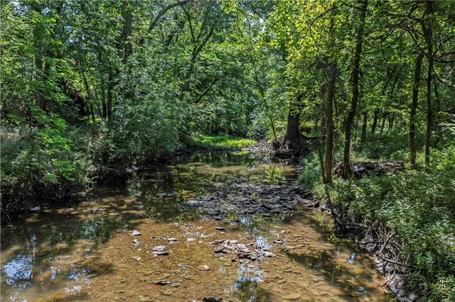 $1,499,000 | 10103 West 191st Street, Bucyrus, KS 66013