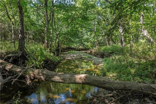 $1,499,000 | 10103 West 191st Street, Bucyrus, KS 66013