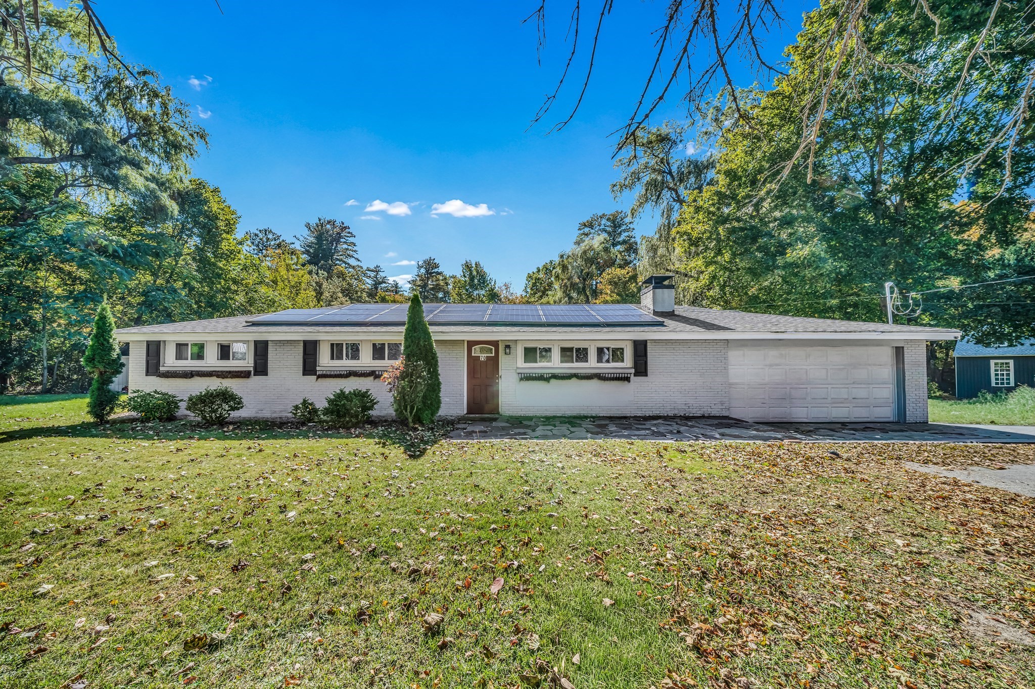 70 River Road Andover, MA 01810 - Photo 1 of 22 Gallery Image 1