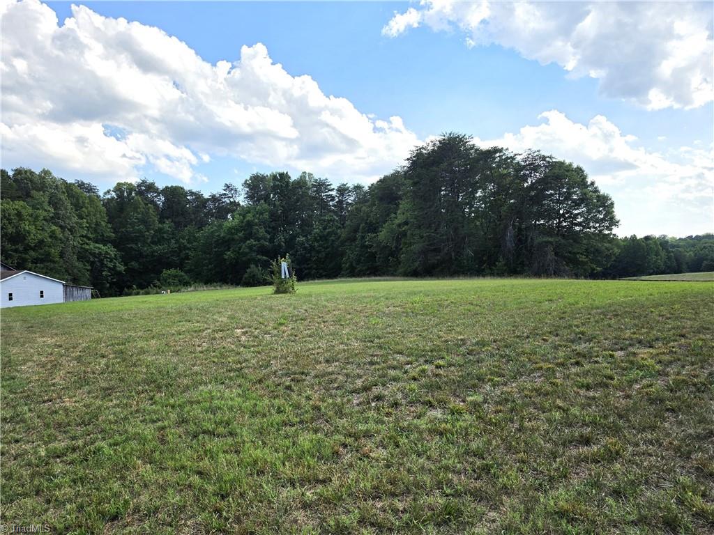 6091 Eaton Road Walnut Cove, NC 27052 - Photo 7 of 7
