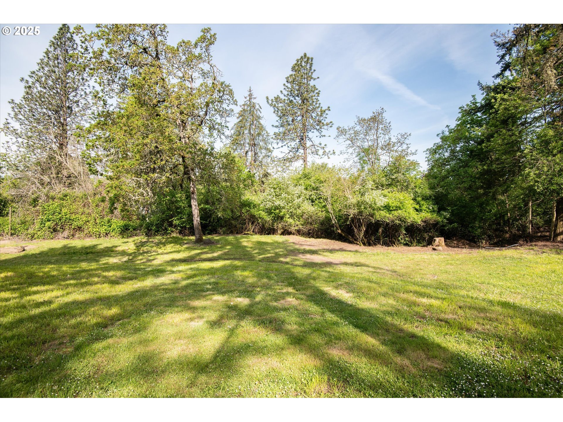 0 Crenshaw Road Eugene, OR 97401 - Photo 14 of 35 a view of beach and swimming pool