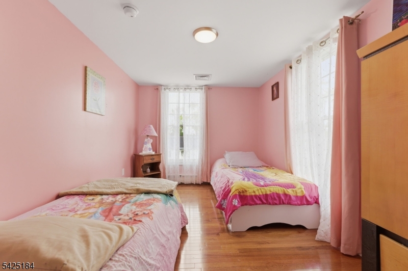 13 New Street Washington, NJ 07882 - Photo 10 of 18