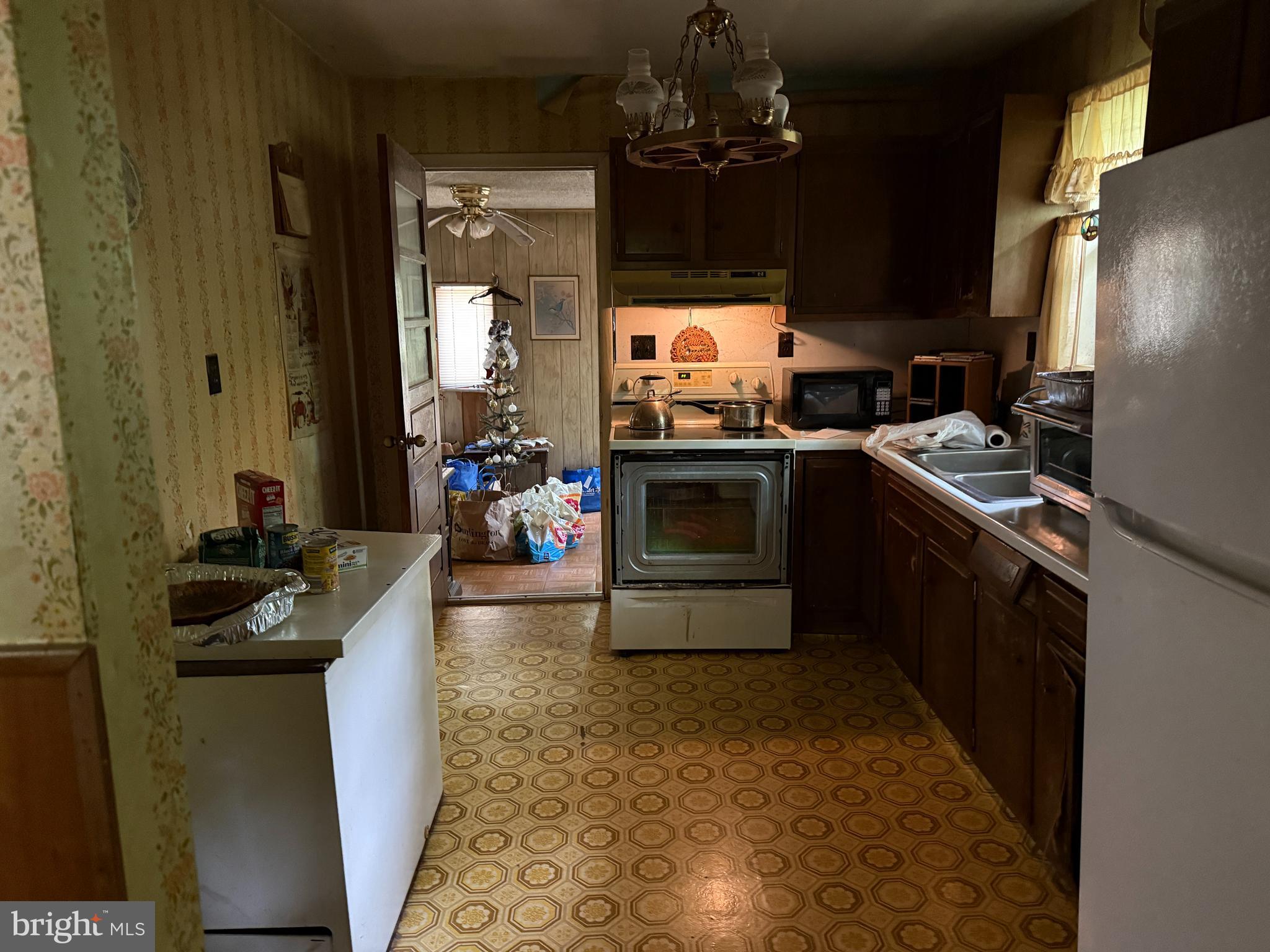 227 Oakshade Road Tabernacle, NJ 08088 - Photo 12 of 16