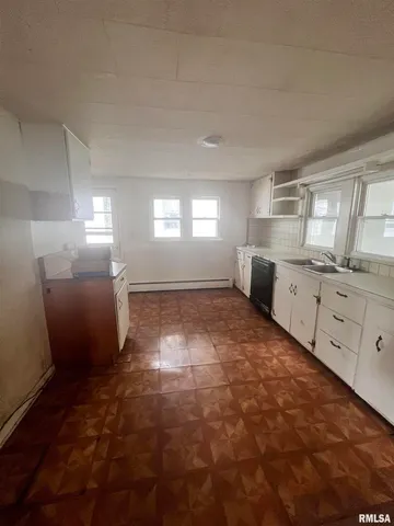 $64,500 | 307 Morgan Street, Anna, IL 62906