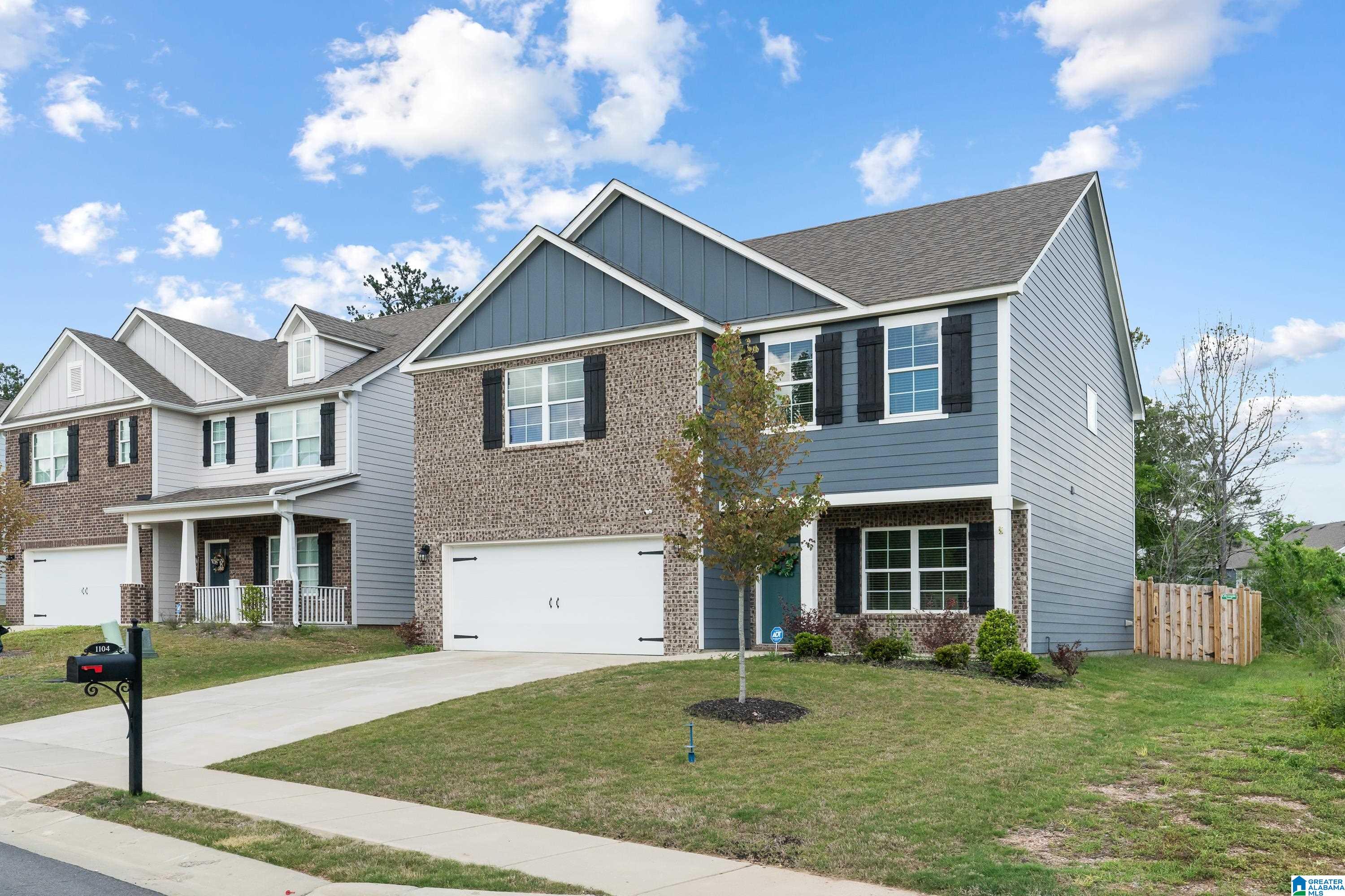 1104 Riviera Drive Calera, AL 35040 - Photo 2 of 37