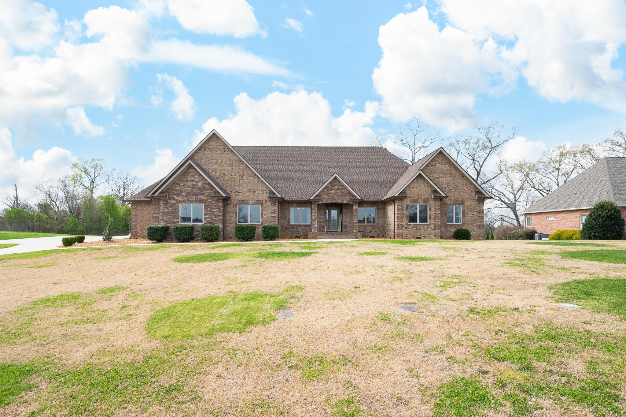 290 Cascade Drive Winchester, TN 37398 - Photo 2 of 68