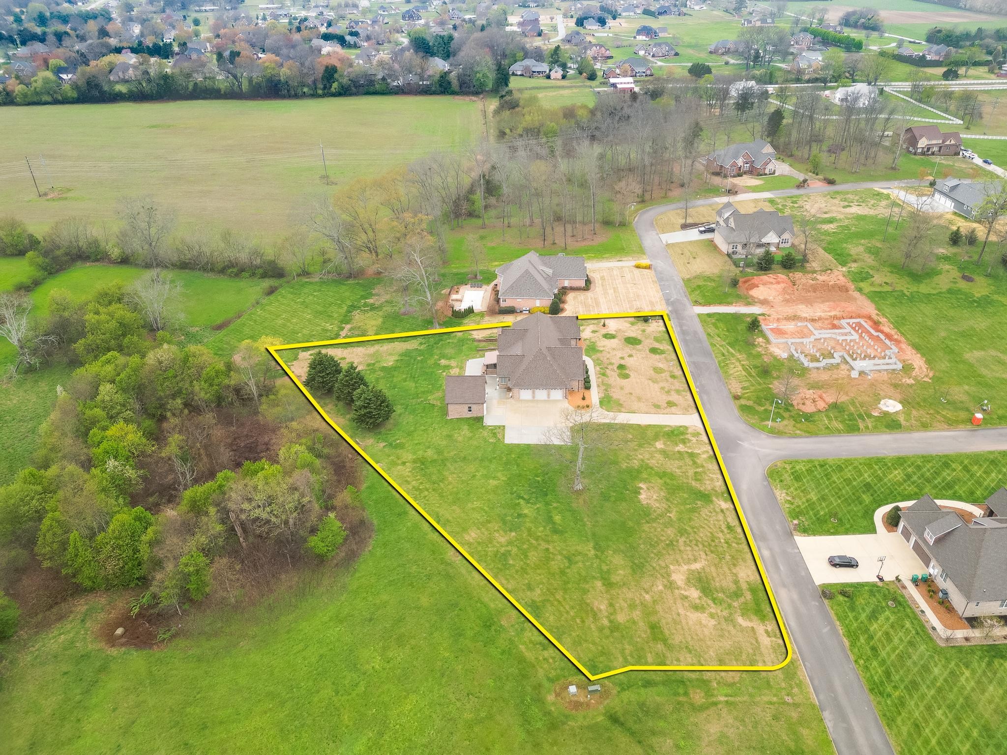 290 Cascade Drive Winchester, TN 37398 - Photo 62 of 68 a view of a lake