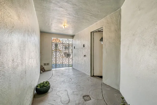 $1,388,888 | 1910 22nd Avenue, San Francisco, CA 94116