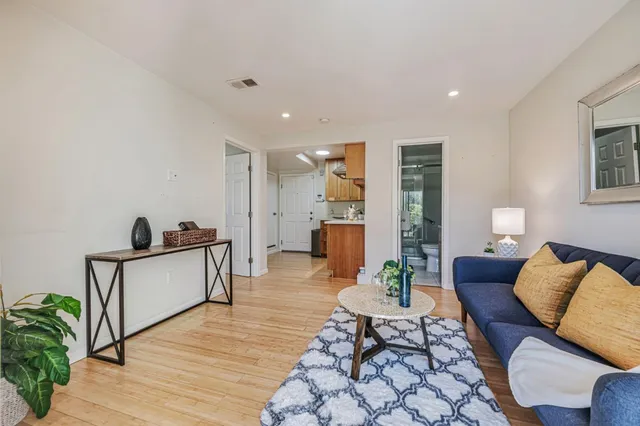 $1,388,888 | 1910 22nd Avenue, San Francisco, CA 94116