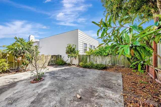 $1,388,888 | 1910 22nd Avenue, San Francisco, CA 94116