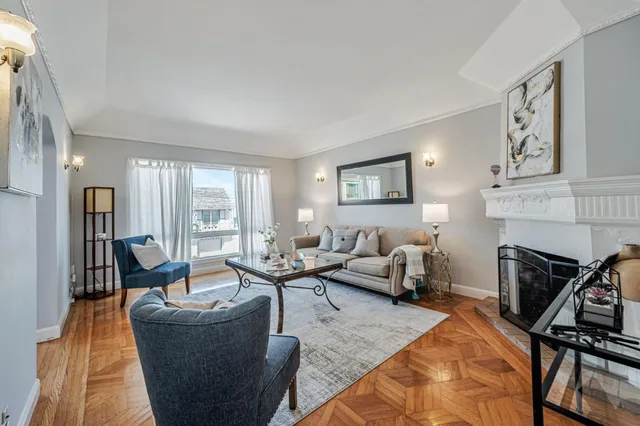 $1,388,888 | 1910 22nd Avenue, San Francisco, CA 94116